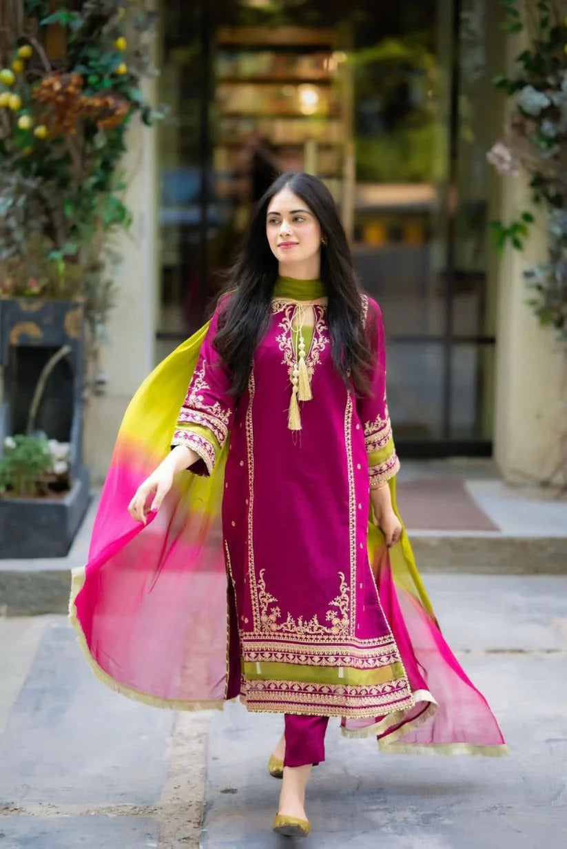 OMAL by Komal OC-01 Embroidered Lawn 3 Piece Suit – Summer Collection